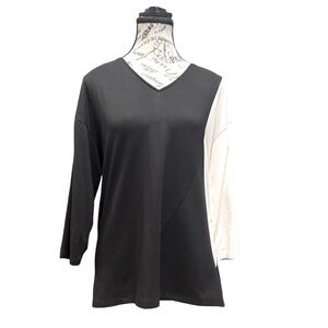 Lafayette 148 NY Women's Colorblock V-Neck Long Sleeve Blouse. Black, White. P/S